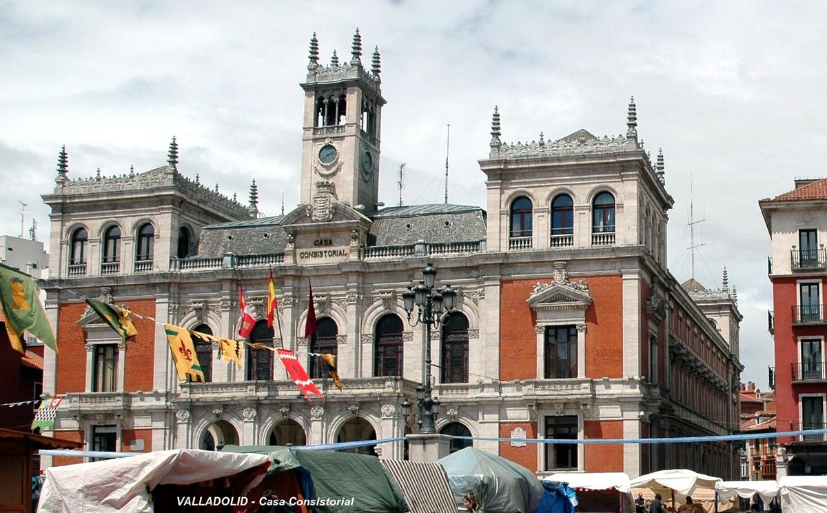 VALLADOLID (Castilla y León) – l'Hôtel-de-Ville sur la Plaza Mayor 