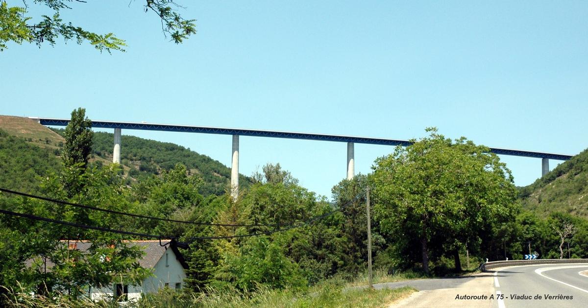 VERRIERES (12, Aveyron) – Viaduc de l'A 75, vue d'ensemble depuis la RN 9 