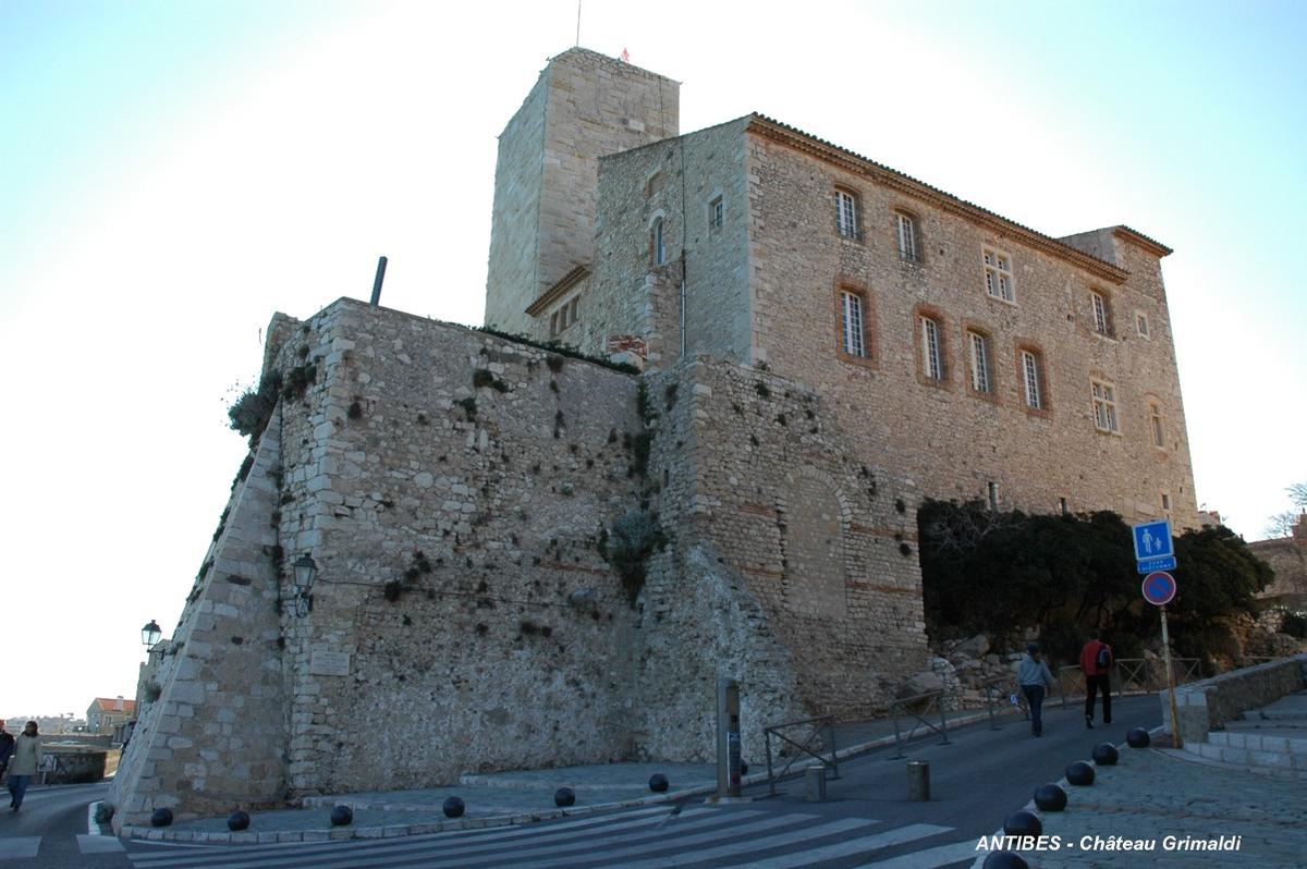 Grimaldi Castle / Picasso Museum at Antibes 