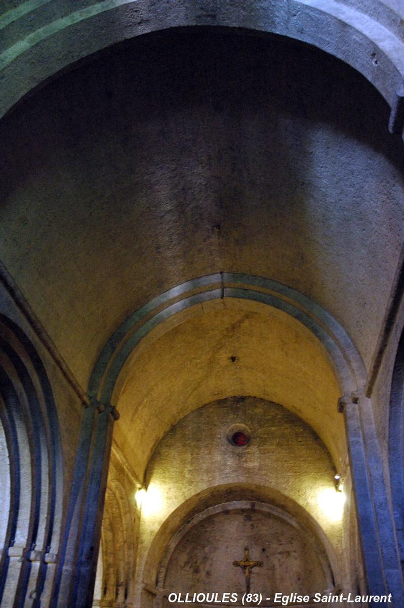 OLLIOULES (83, Var) – Eglise Saint-Laurent, nef principale (XVe siècle) 