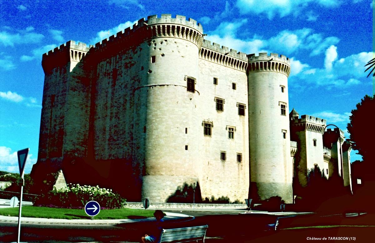 TARASCON (13, Bouches-du-Rhône) – Château du « Roi René » 