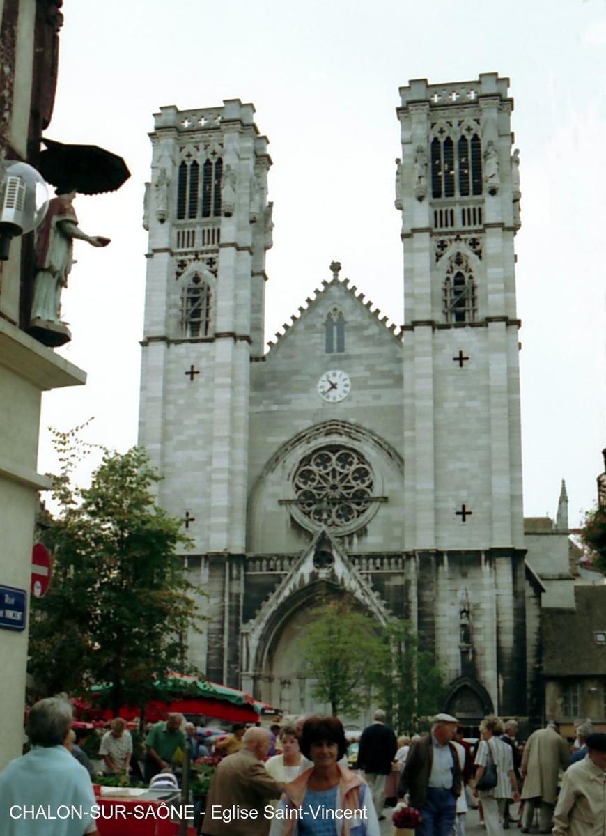 Fiche média no. 51760 CHALON-SUR-SAÔNE (71, Saône-et-Loire) – Eglise Saint-Vincent (ancienne cathédrale), façade occidentale du XIXe. Les parties les plus anciennes sont de la fin du XIe