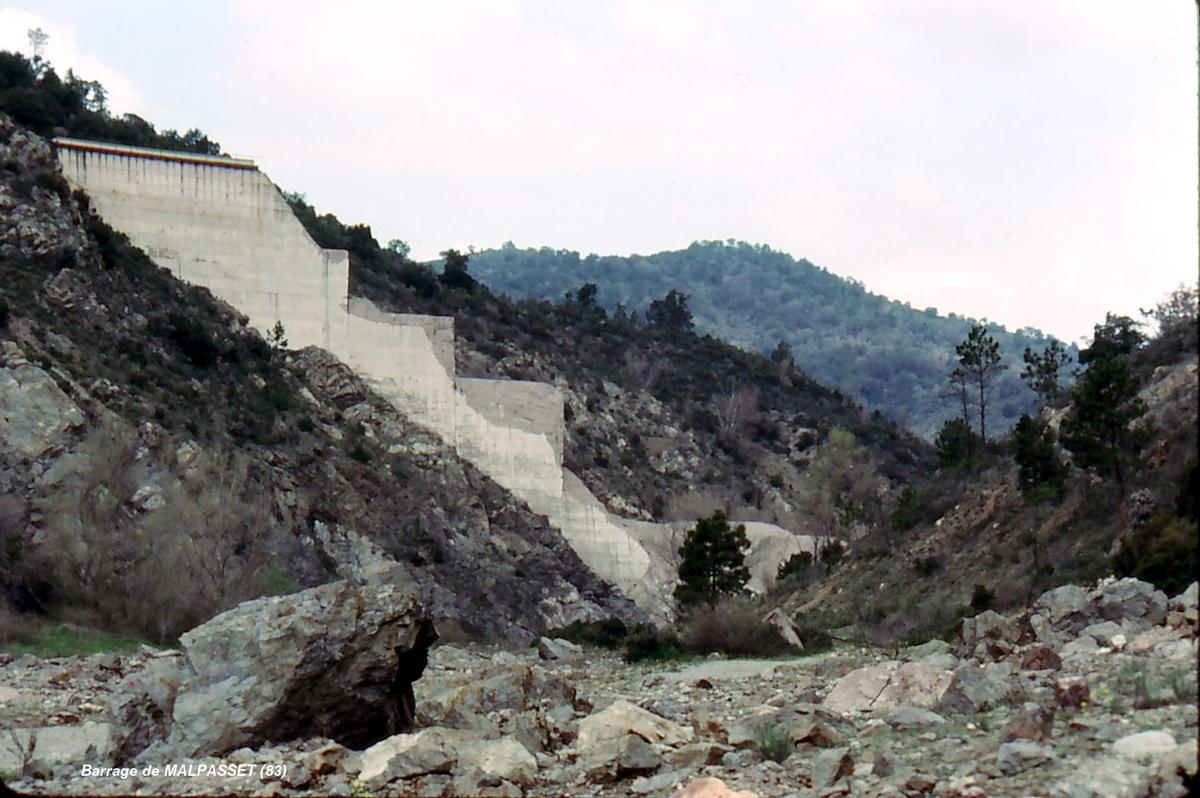 Malpasset Dam - Remains 