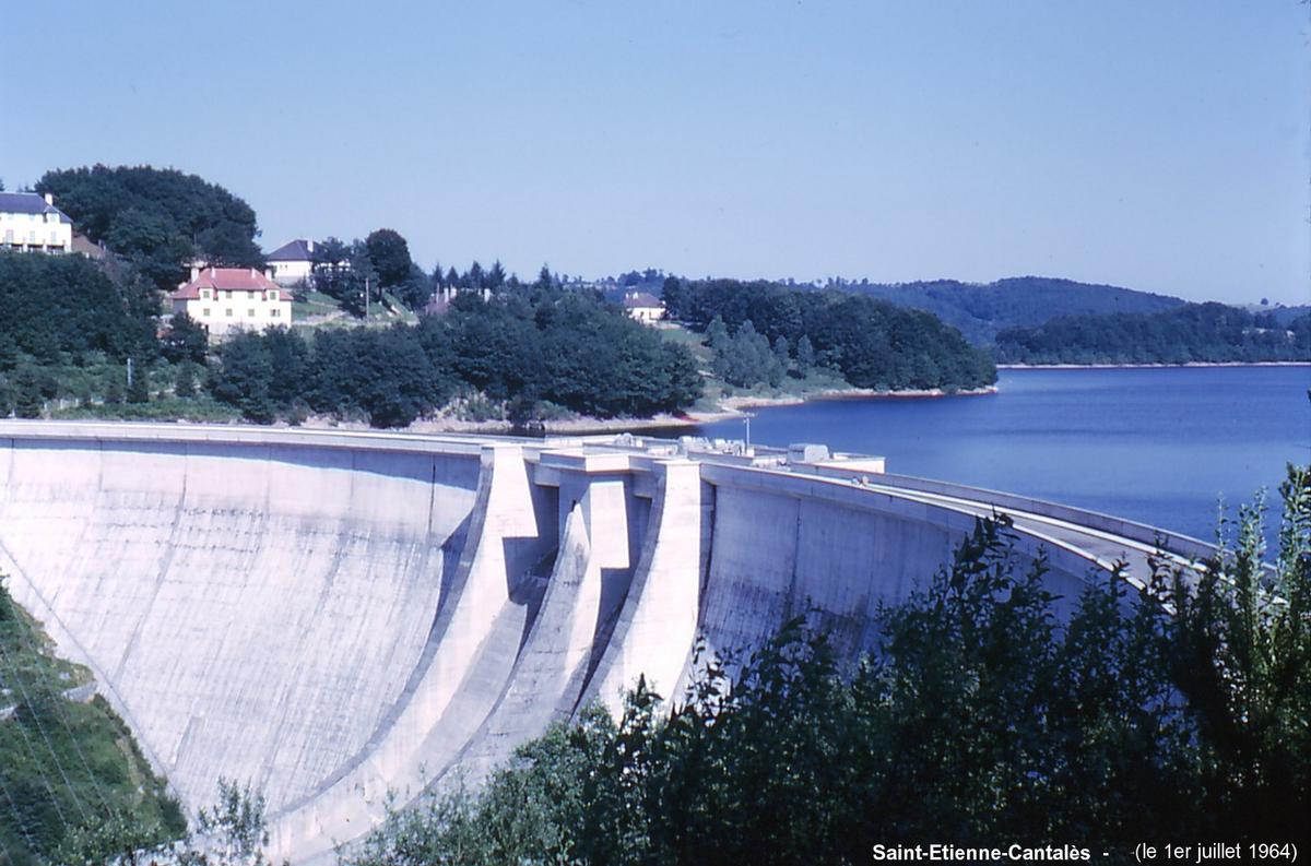 Saint-Etienne-Cantalès Dam 