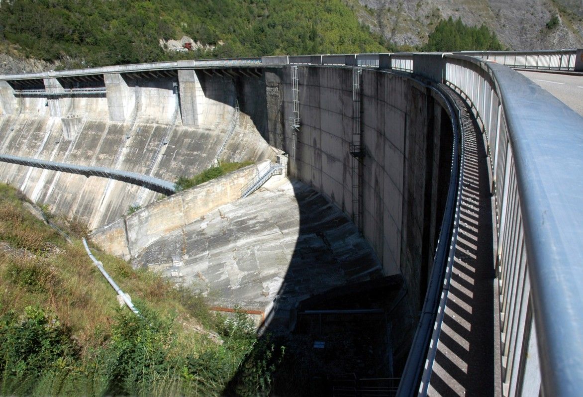 Chambon Dam 