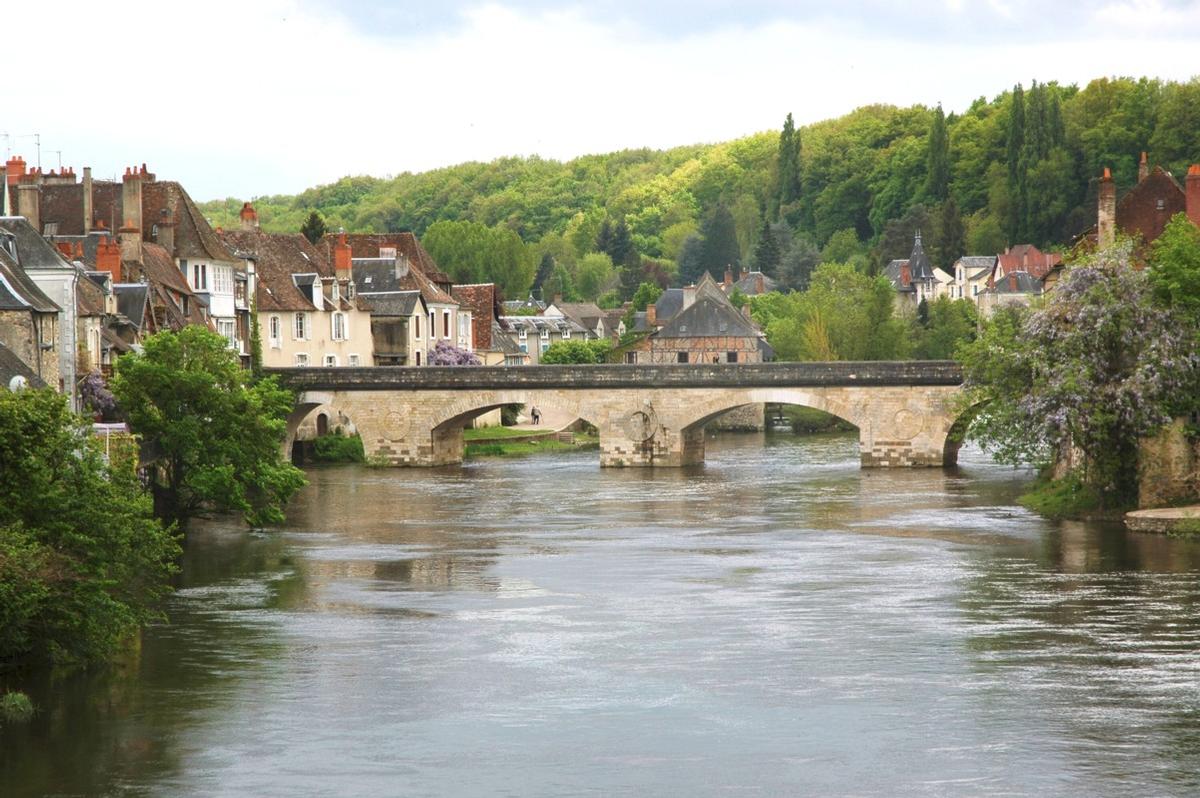 Argenton-sur-Creuse (36200, Indre) - le Pont-Vieux 