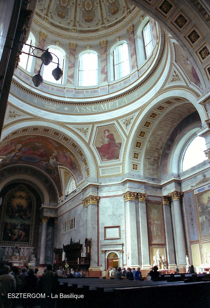 ESZTERGOM – La Basilique, vaste édifice néo-classique, construit de 1822 à 1856 