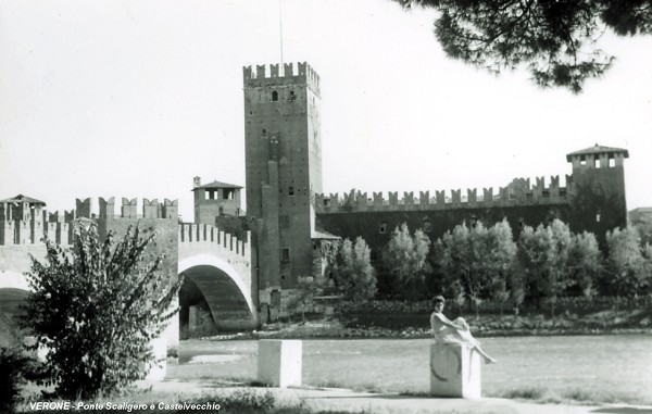 VERONE (Vénétie) – Pont des Scaliger sur l'Adige et le Vieux-Château (14e siècle) 