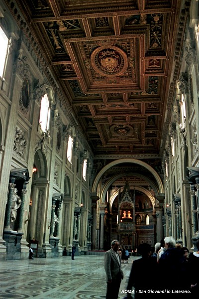 ROME – Basilique Saint-Jean-de-Latran, la nef principale 