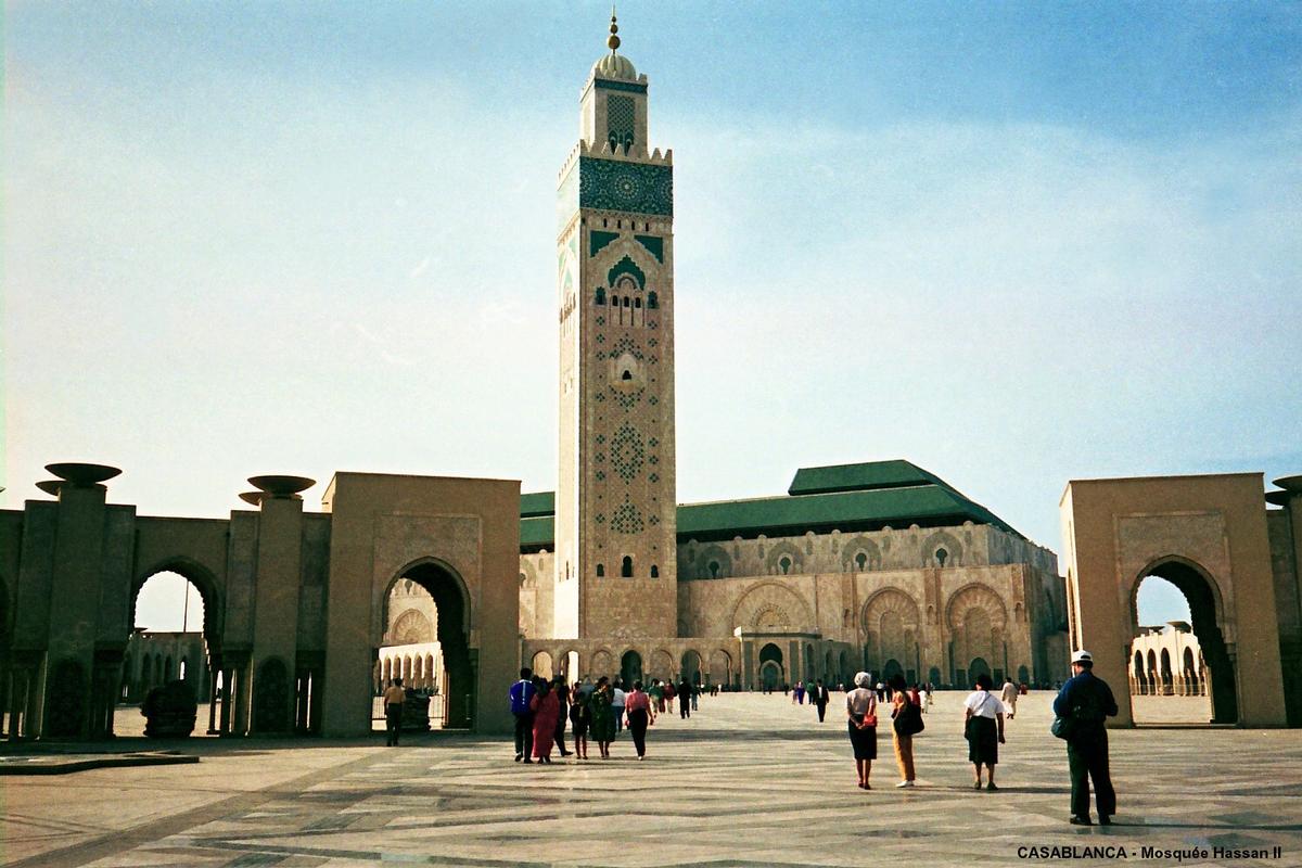 CASABLANCA – Mosquée Hassan II, le toit coulissant est ouvert 