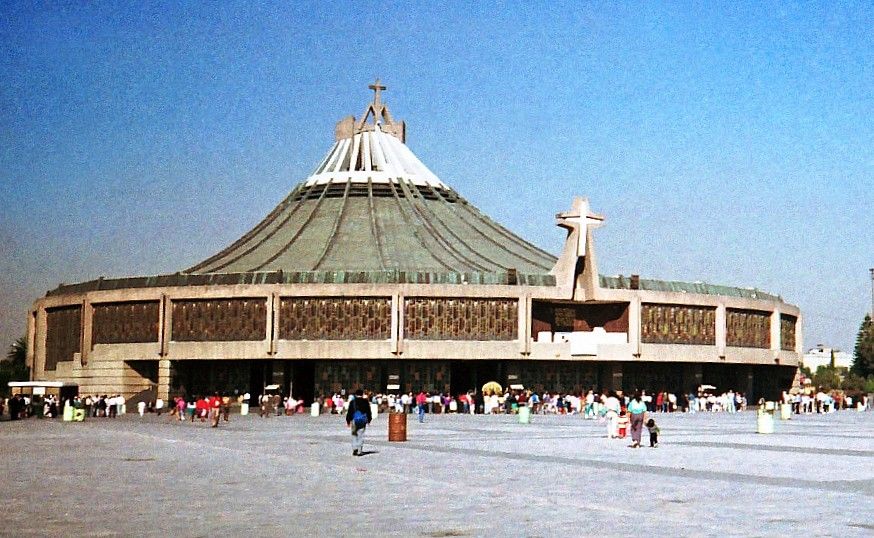 MEXICO - Basilique N-D de Guadalupe, inaugurée le 12 octobre 1976 