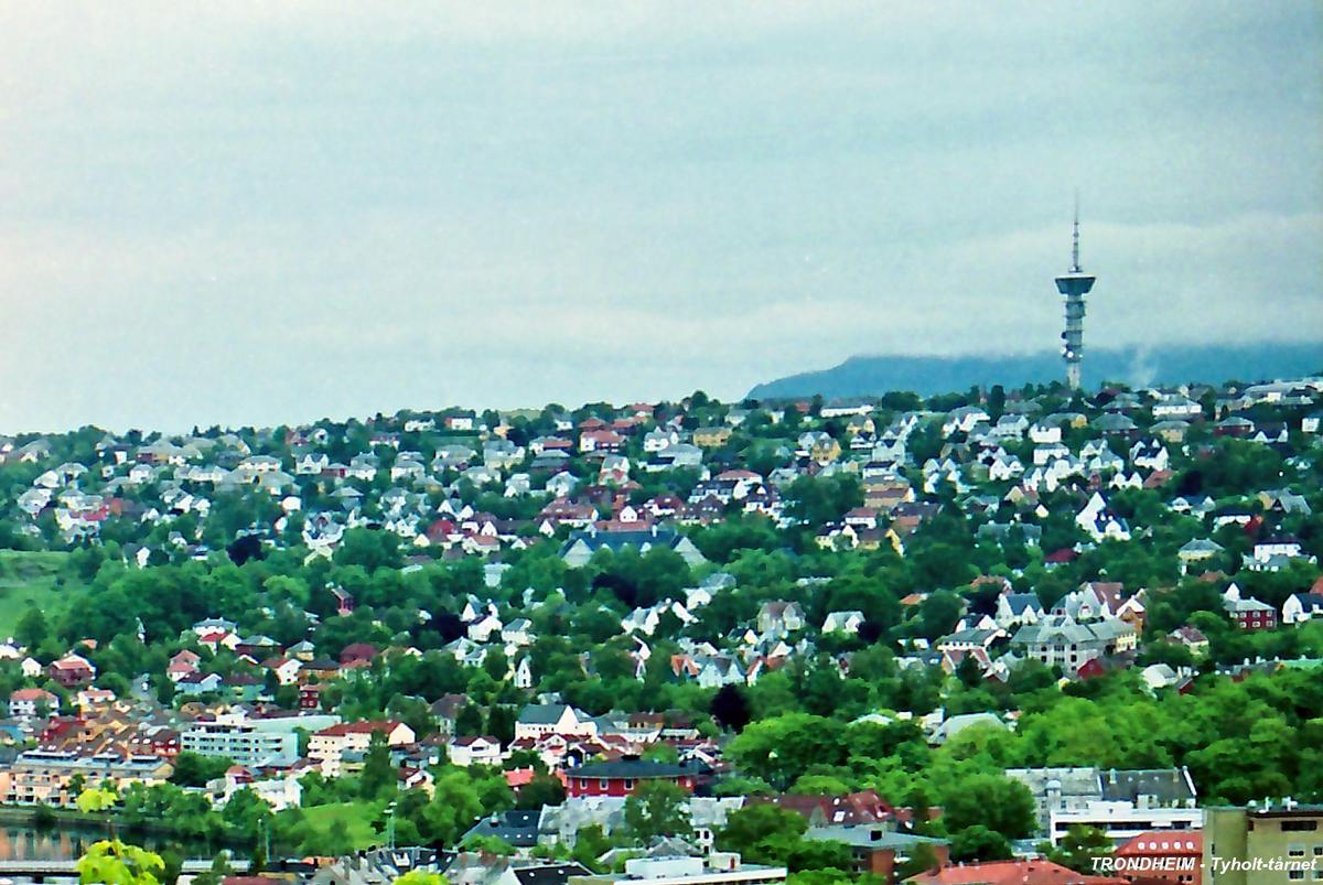TRONDHEIM (Sør-Trondelag) – Tour « Tyholt-tårnet », télécom et restaurant panoramique 