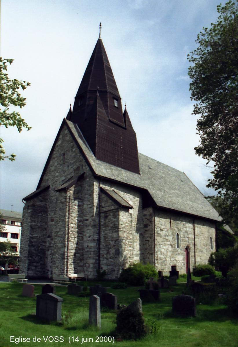 VOSS (Hordaland) - L'église du 13e siècle 