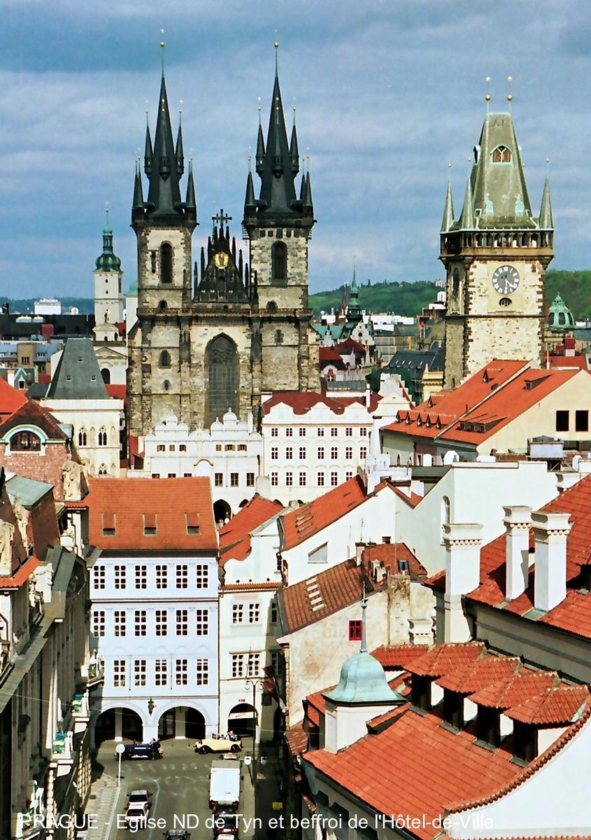 Fiche média no. 51118 PRAGUE – Beffroi de l'Hôtel-de-Ville (Staromĕstká radnice) de la Vieille-Ville, cette tour de 69m arbore une horloge astronomique du 15e siècle