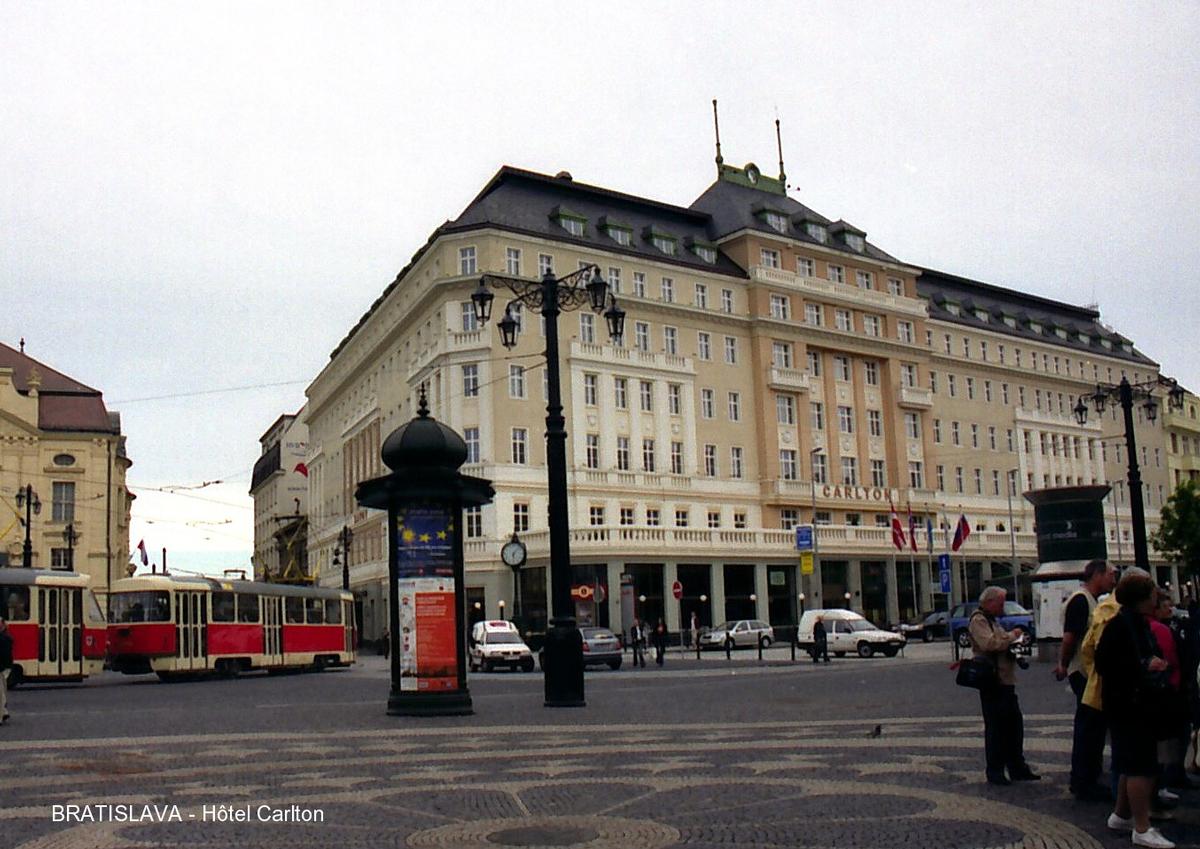 BRATISLAVA – Hôtel Carlton, inauguré en 1837 