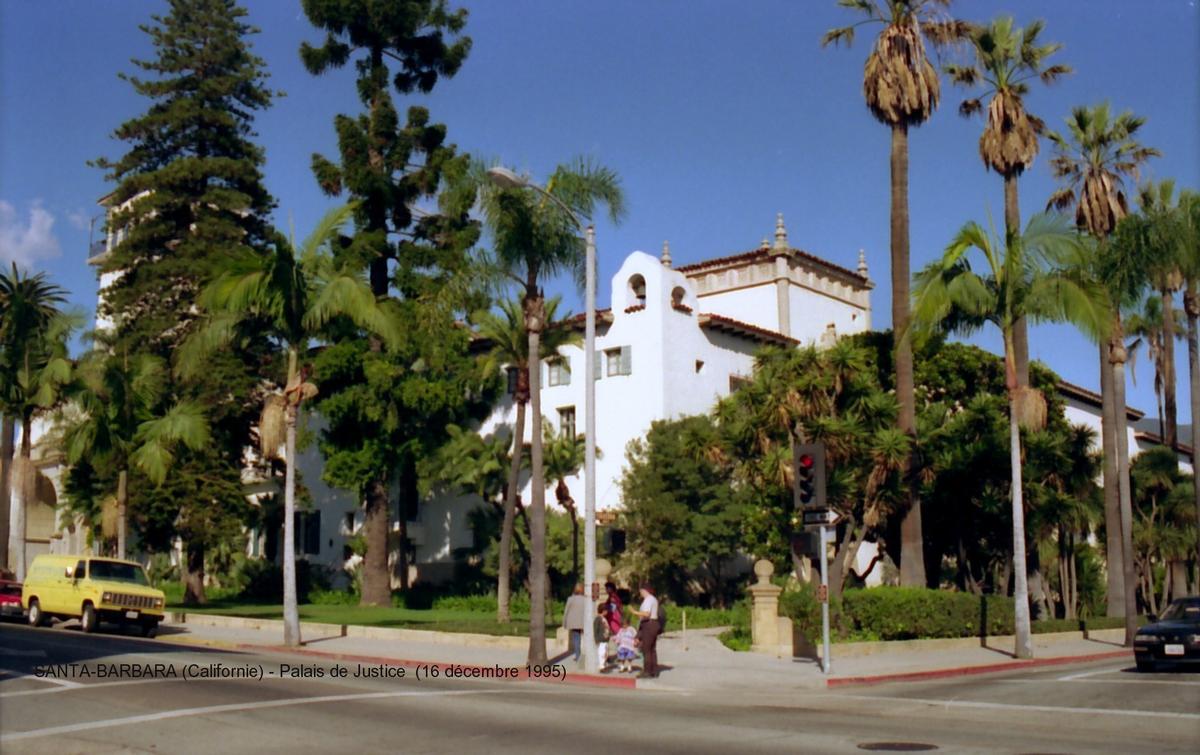 SANTA BARBARA (Californie) – Le Palais de Justice, construit en 1926 