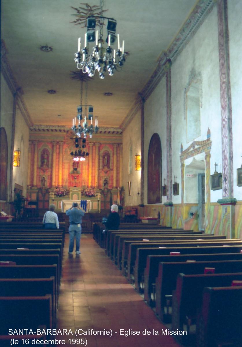 Fiche média no. 28153 SANTA BARBARA (Californie) – La «Mission», construite par les Franciscains espagnols, inaugurée en décembre 1786, avait pour but initial la christianisation de la population autochtone