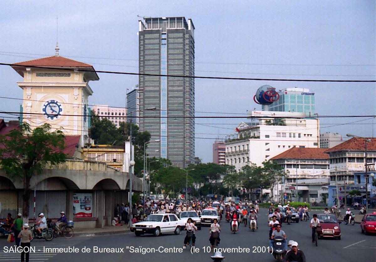 SAÏGON (HO CHI MINH-Ville) – Immeuble de bureaux «Saïgon-Centre» situé sur le boulevard LE LOI (ou LE LAI) 
