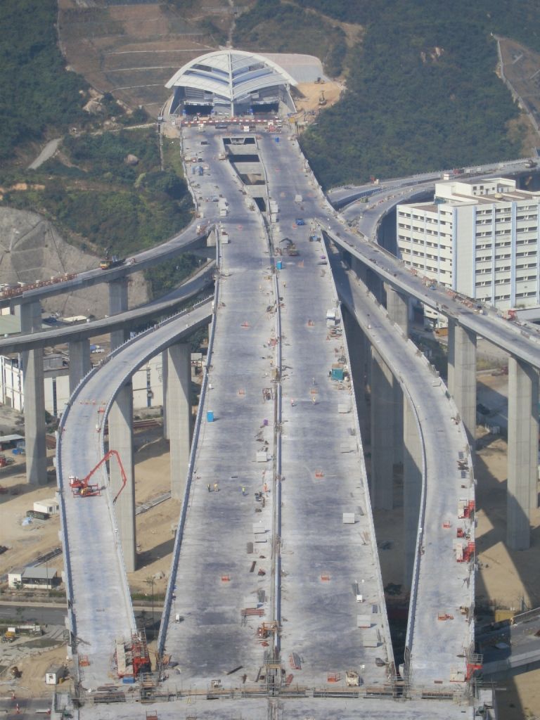 Route 8 – East Tsing Yi Viaduct 