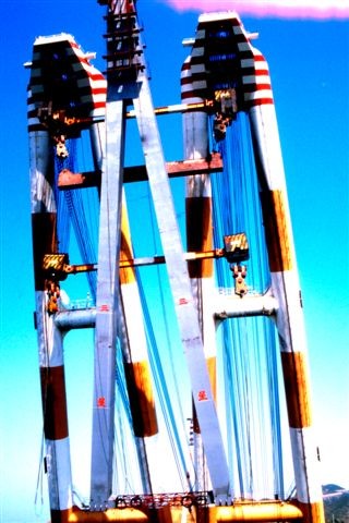 Dolsan BridgeFloating crane used in erection 