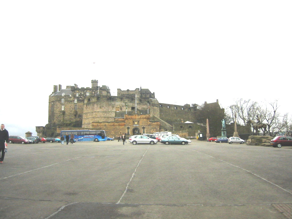 Edinburgh CastleView from car park 