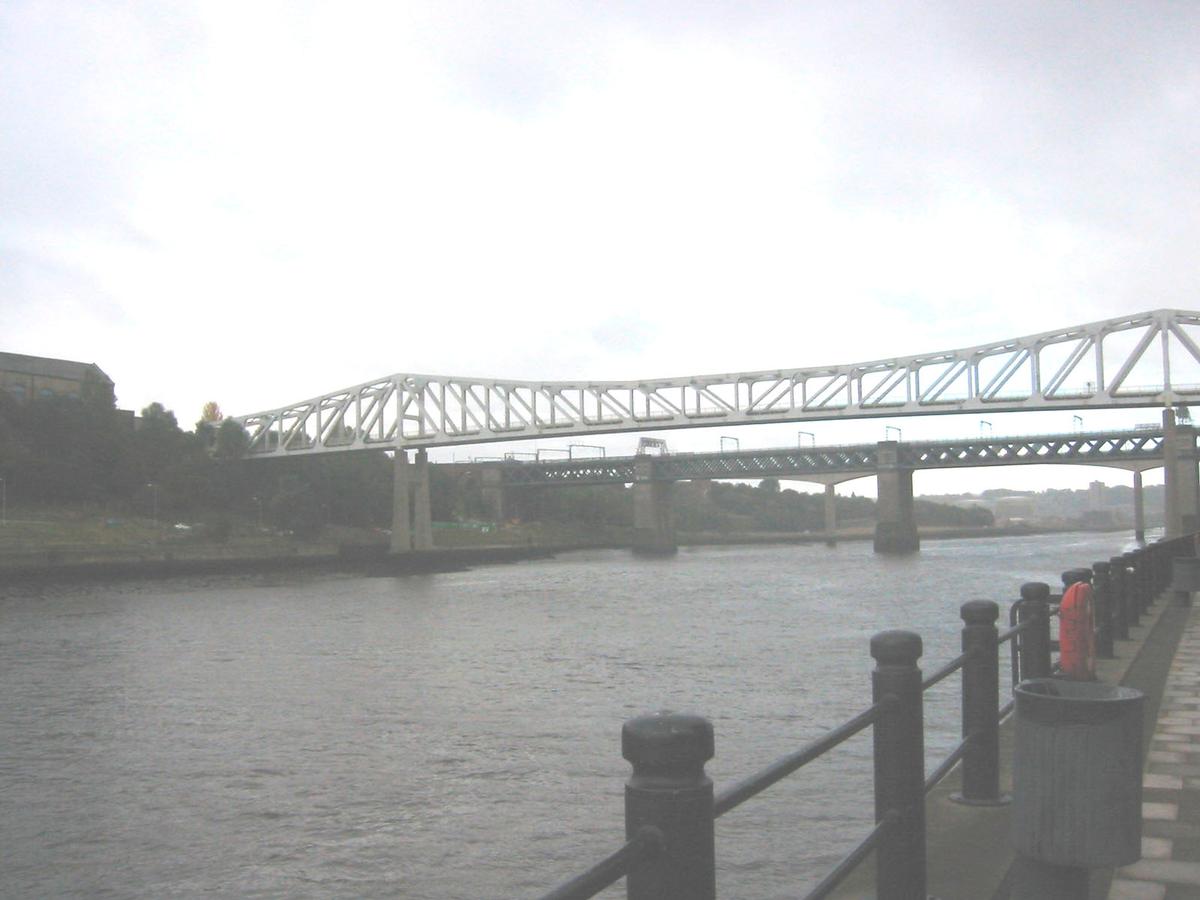 Queen Elizabeth II Bridge, Newcastle View of bridge from north quayside. Bridges in distance are King Edward and Redheugh
