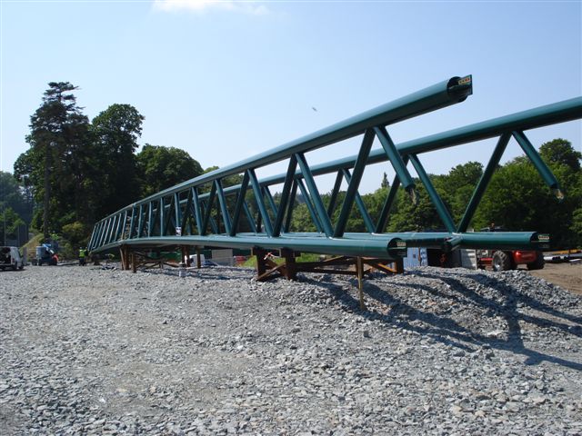 Enniskerry Footbridge centre span site assembly prior to main lift 