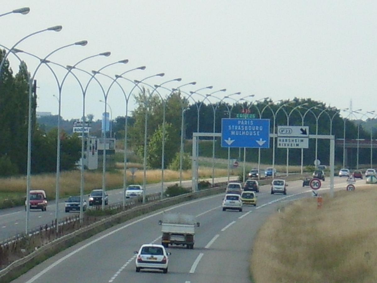 Autoroute A 35 à Habsheim, 68/Haut-Rhin (vues en direction du Nord) 