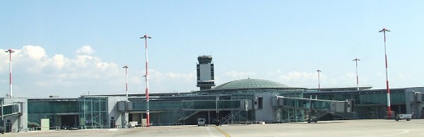 Aérogare de l'aéroport de Mulhouse-Bâle 
