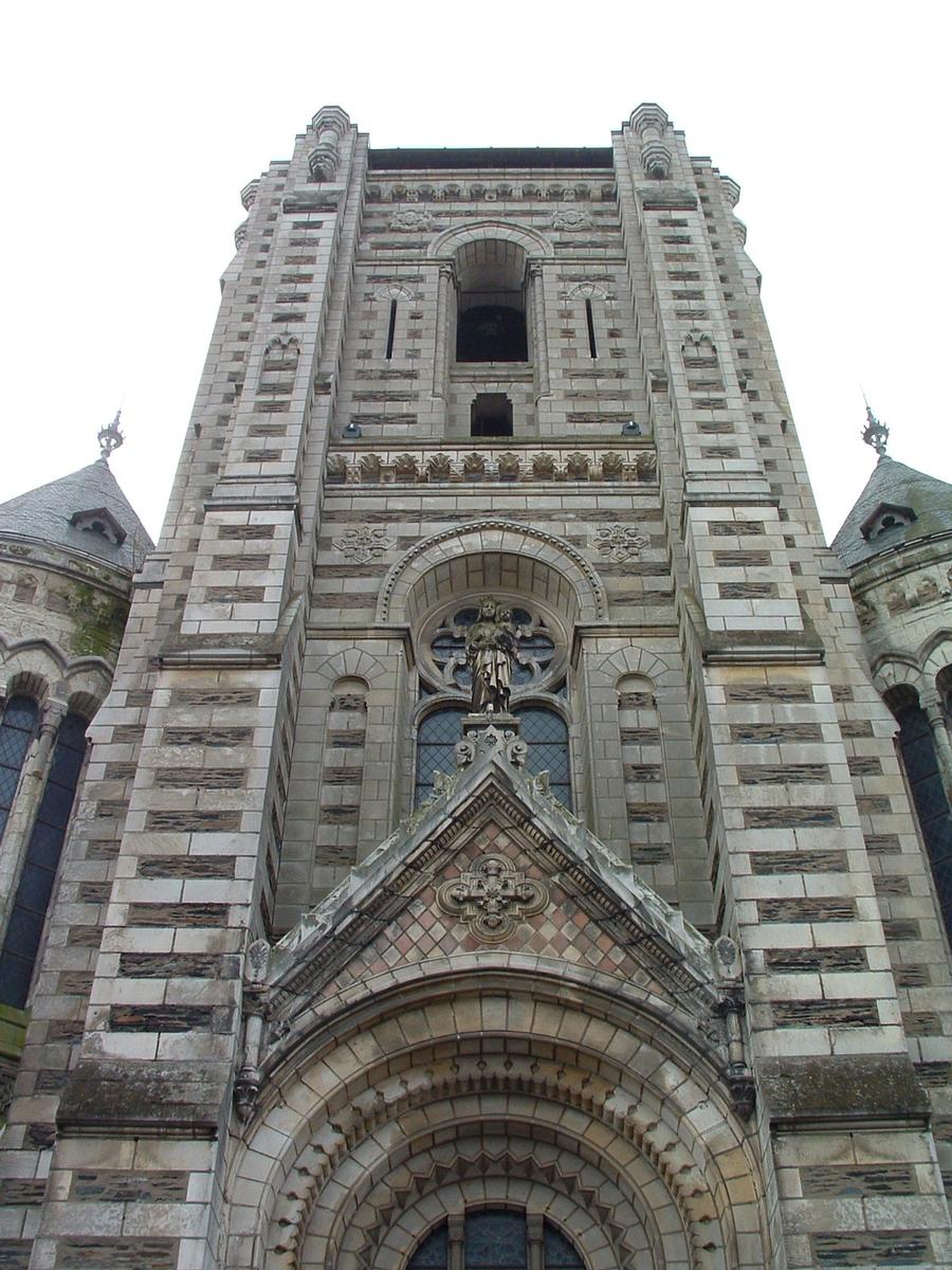 Notre-Dame Church, Angers 