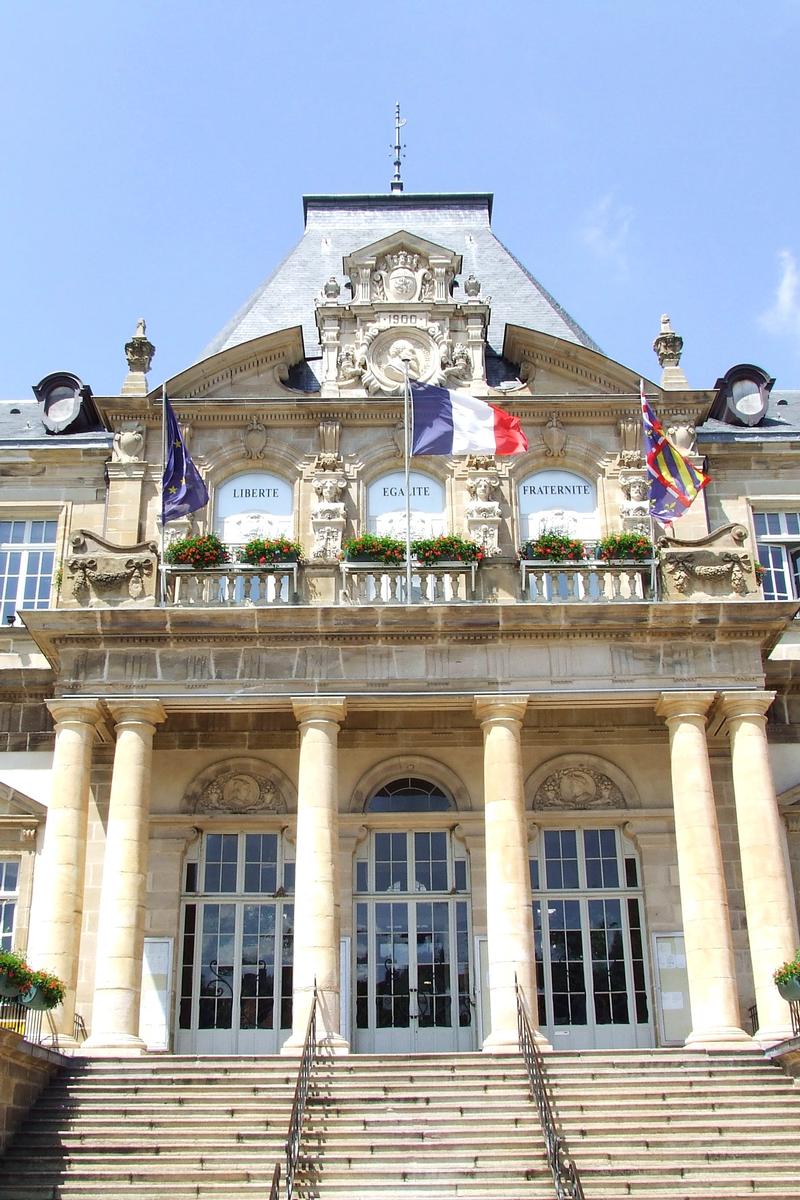 L'Hôtel de Ville d'Autun 