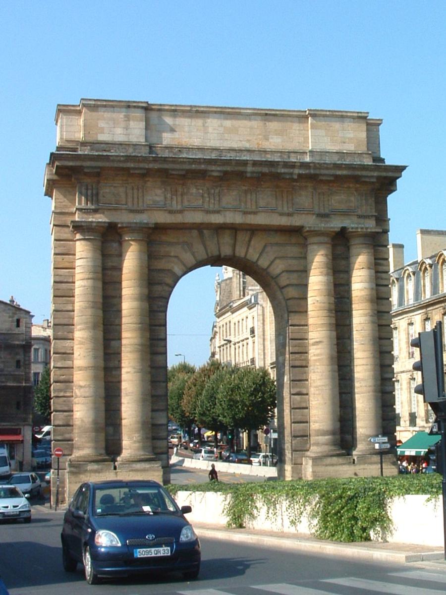 Bourgogne Gate, Bordeaux 