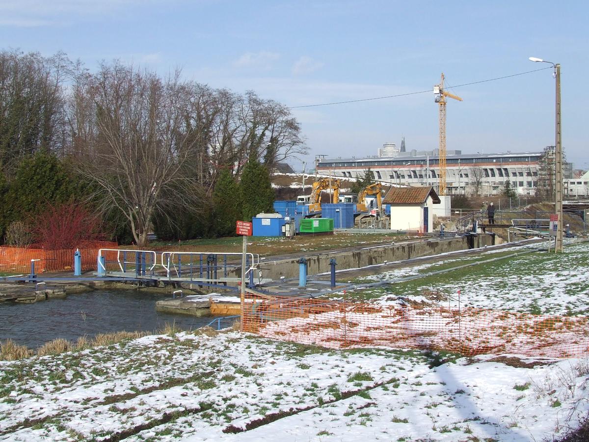 Canal du Rhône au Rhin: Ecluse 39 à Mulhouse-Hasenrain au point kilométrique 31,889 