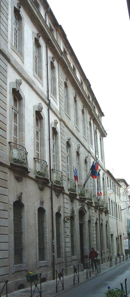 Carcassonne: L'Hôtel de Ville 