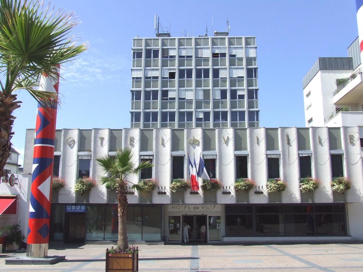 Châteauroux City Hall 