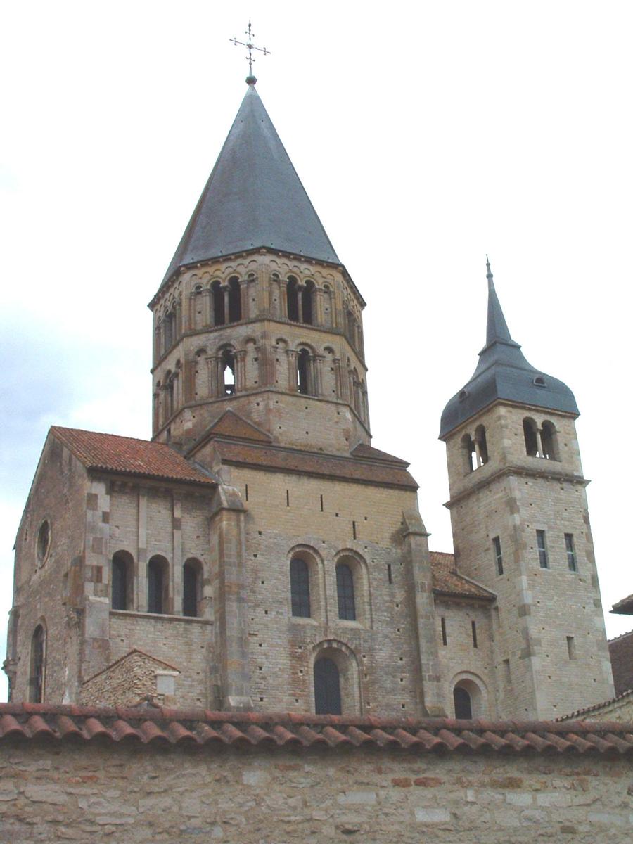 Abbaye de Cluny, Clocher de l'Eau Bénite 