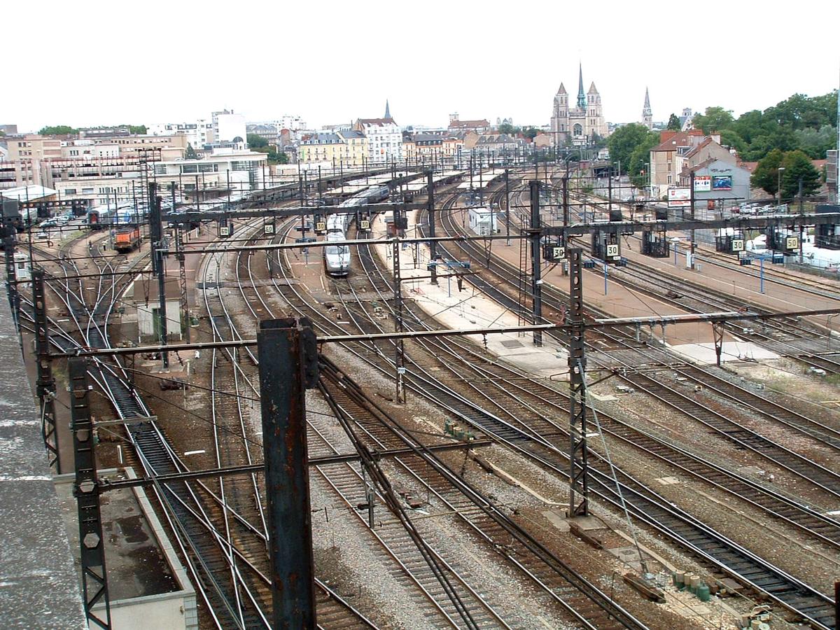 Gare SNCF de Dijon (21 / Cote d'Or / Bourgogne) 
