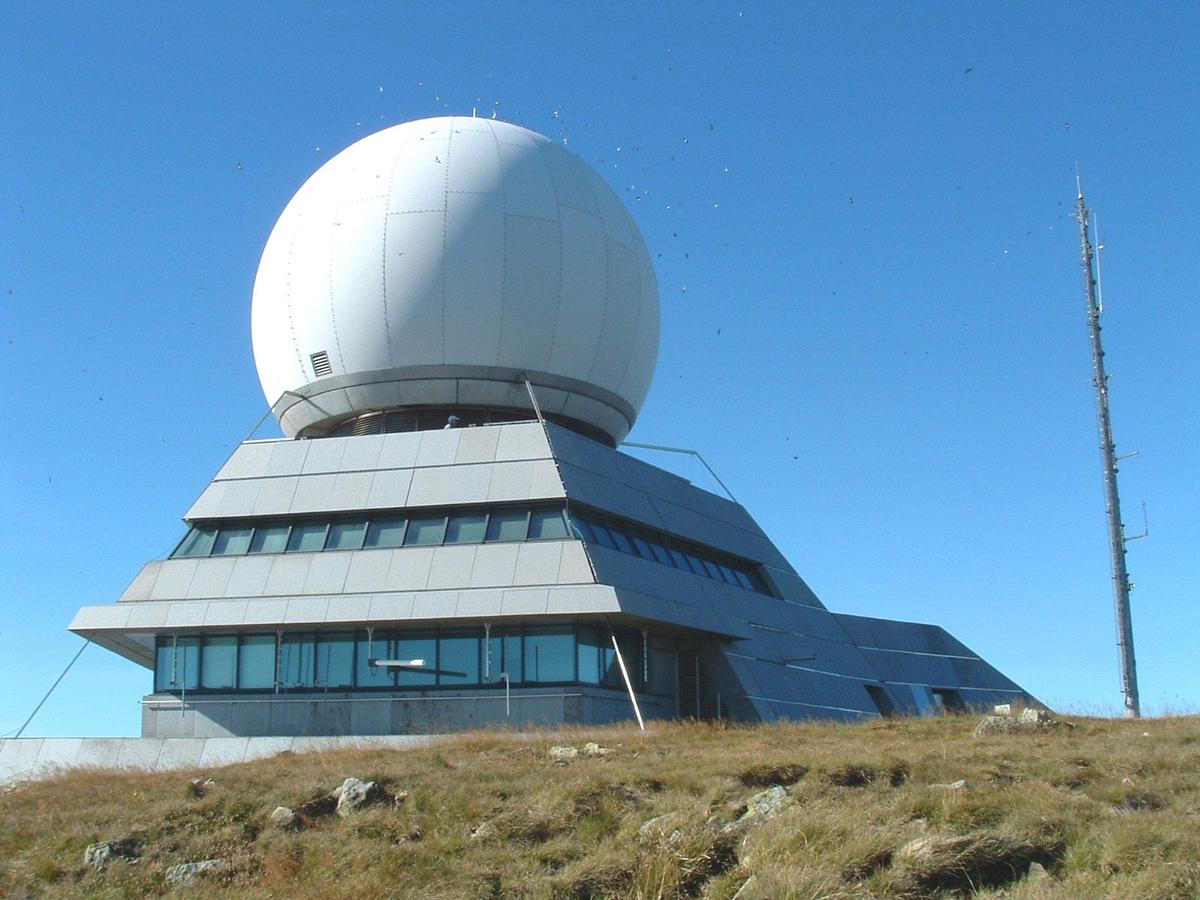 Grand-Ballon civil aviation radar station 