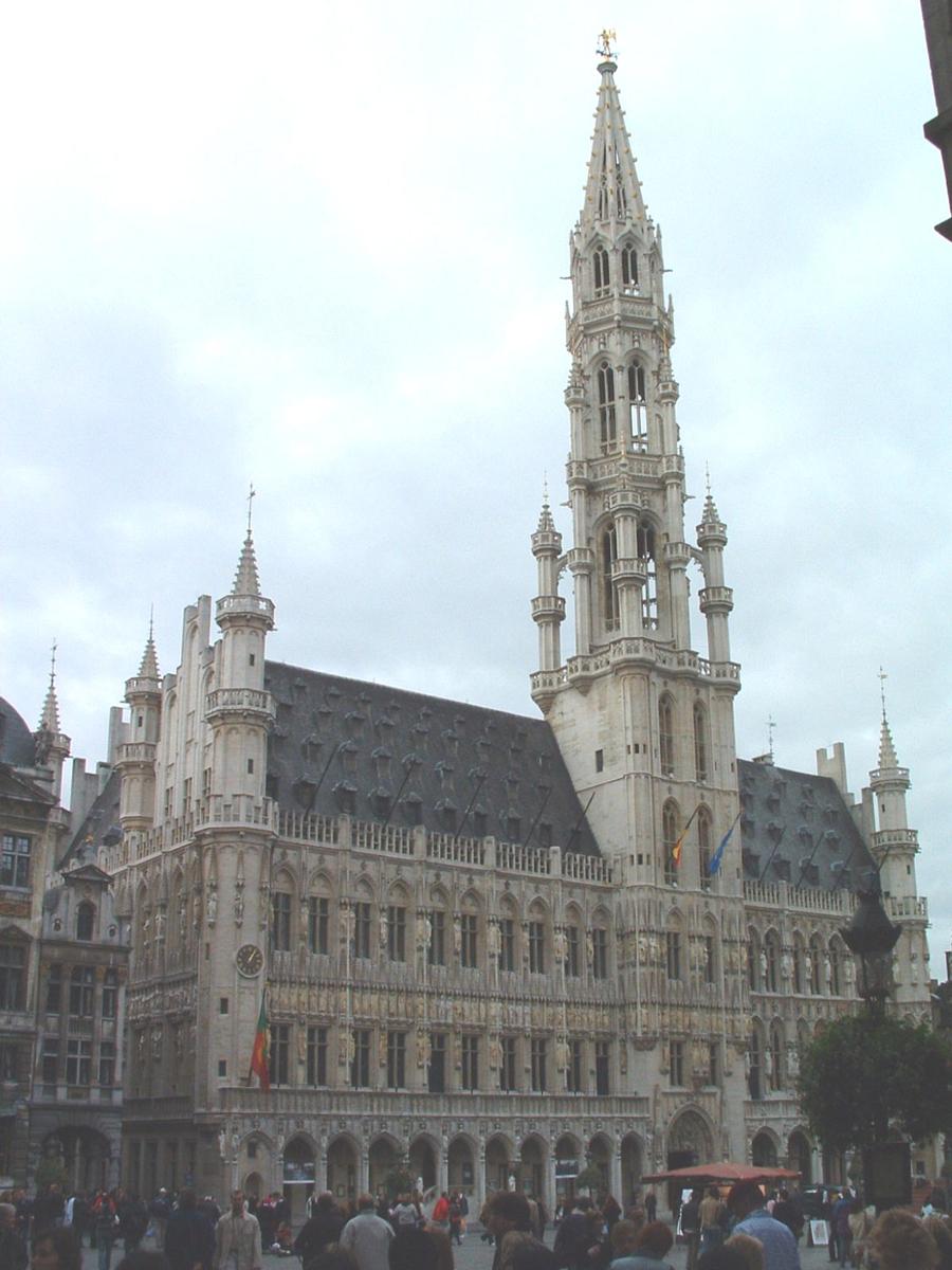 Hotel de Ville de Bruxelles, avec son beffroi 