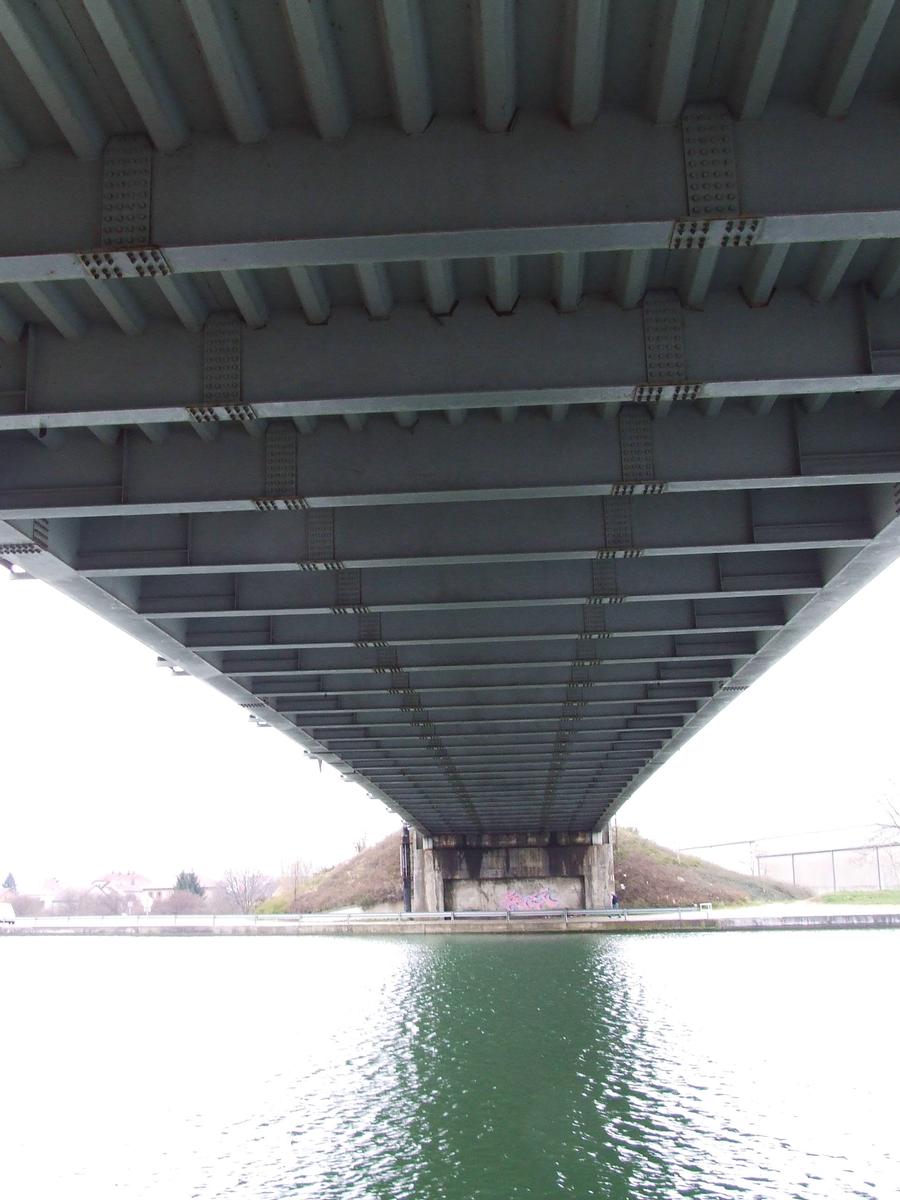 D 201 Bridge across the Rhone-Rhine Canal at Illzach 