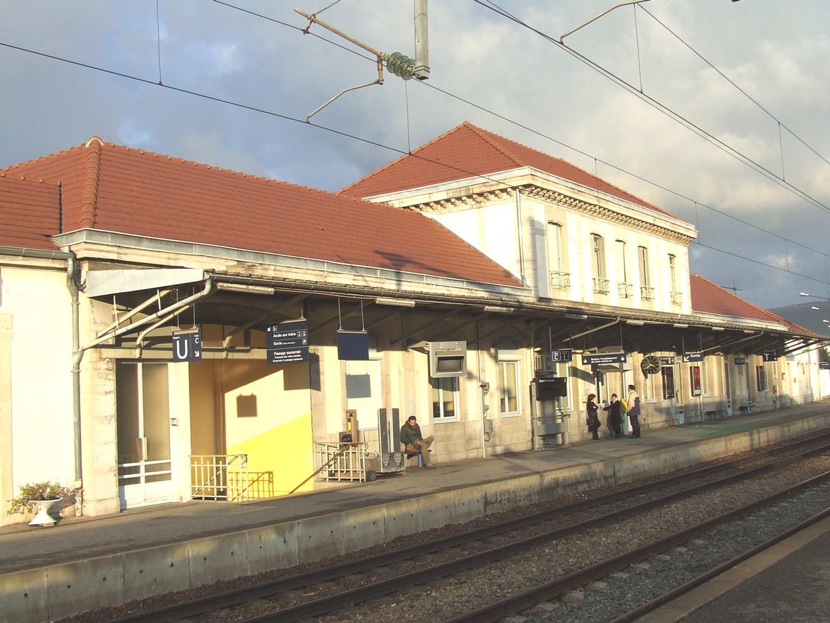 Lons-le-Saunier Railroad Station 