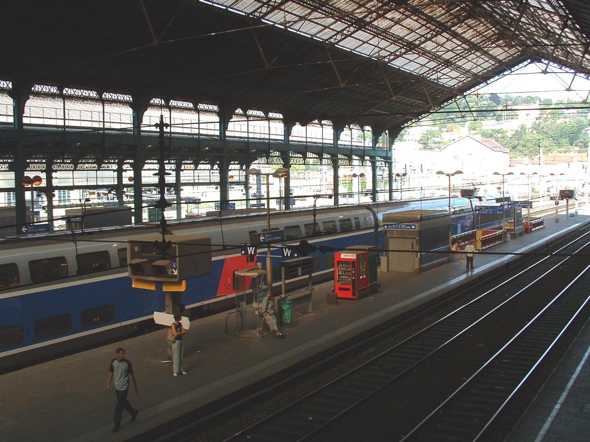 La gare SNCF de Lyon-Perrache 