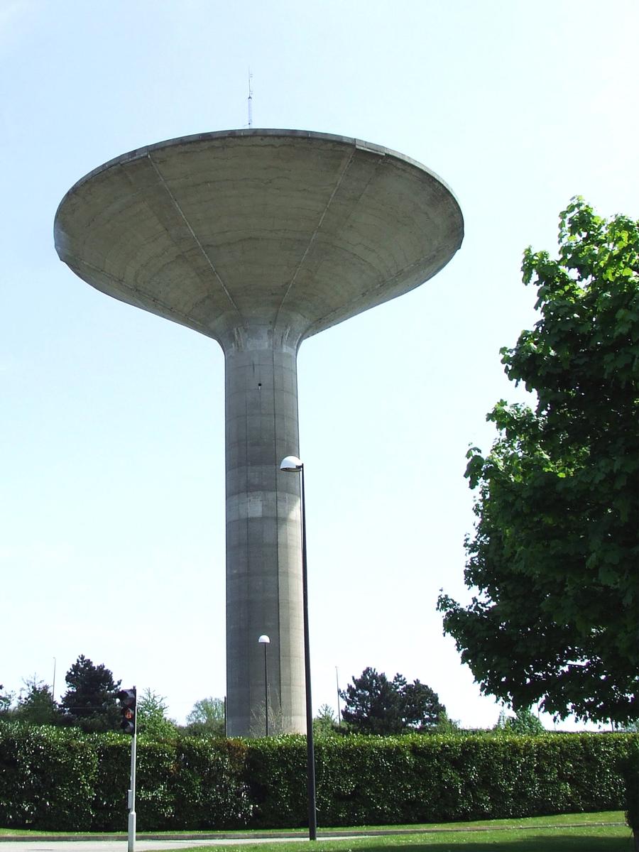 Montigny-le-Bretonneux Water Tower 