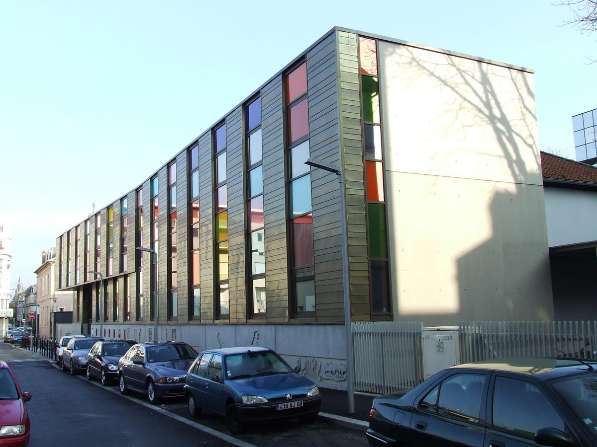 Mulhouse: Façade Nord de l'école maternelle Franklin 