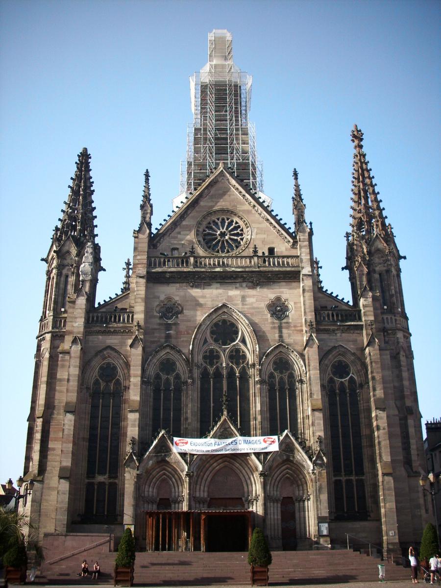 Temple protestant St Etienne de Mulhouse en travaux (mai 2009) 