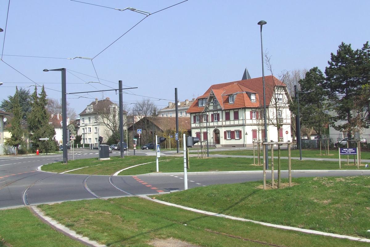 Mülhausen - Übergang von der Ost-West-Linie des TramTrain auf das SNCF-Schienennetzwerk 