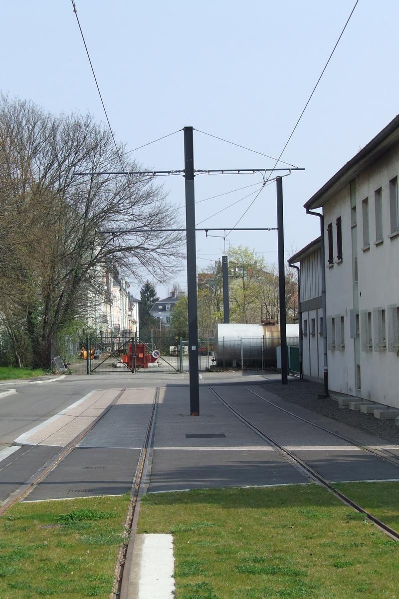 Mülhausen - Übergang von der Ost-West-Linie des TramTrain auf das SNCF-Schienennetzwerk 