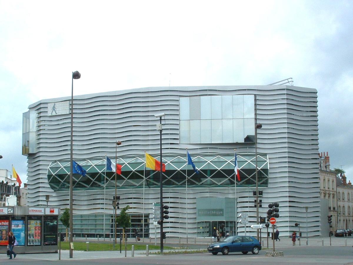 La Médiathèque d'Orléans (45-Loiret) 