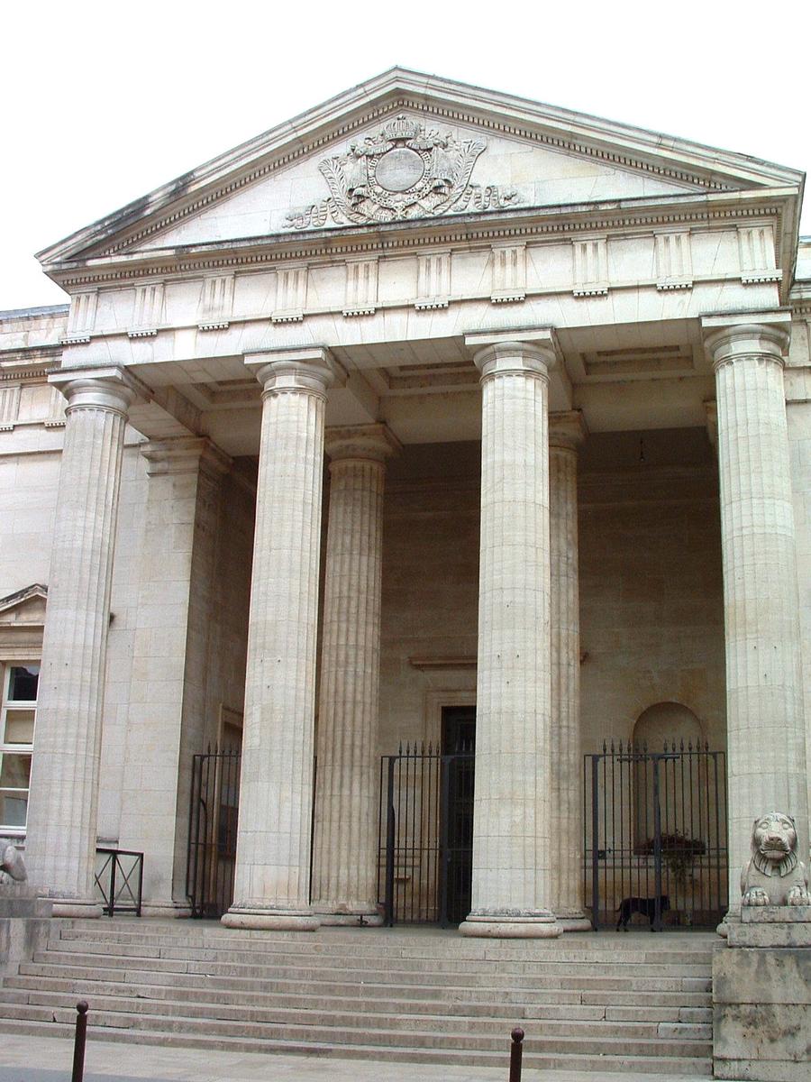 Le Palais de Justice d'Orléans (45-Loiret) 