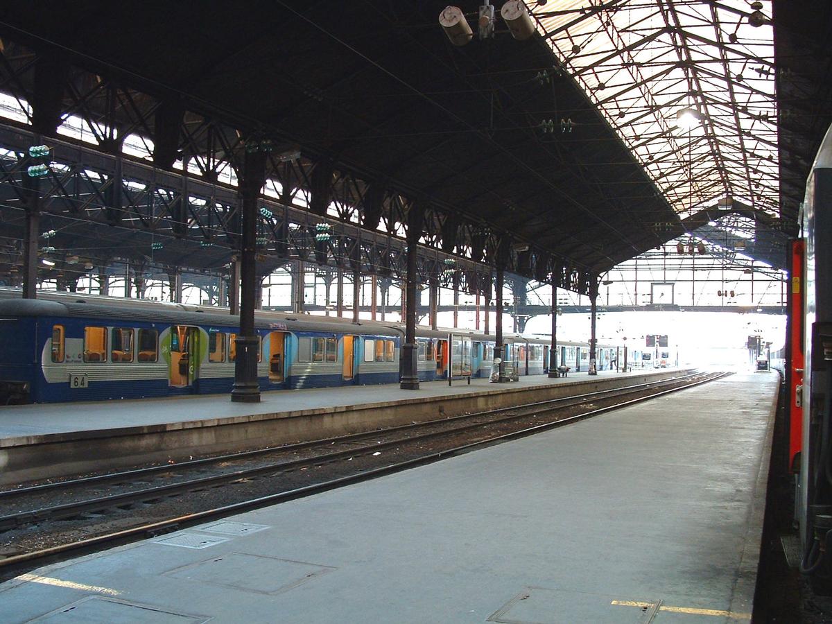 Paris VIIIème: Gare SNCF de Paris-St Lazare 